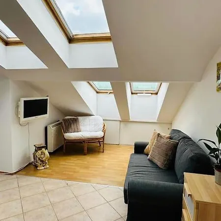 Luna Apartmán